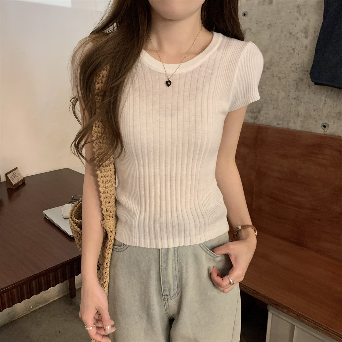 CGE2603-56B 春夏韓版圓領氣質坑條百搭輕薄針織短袖上衣(4色)