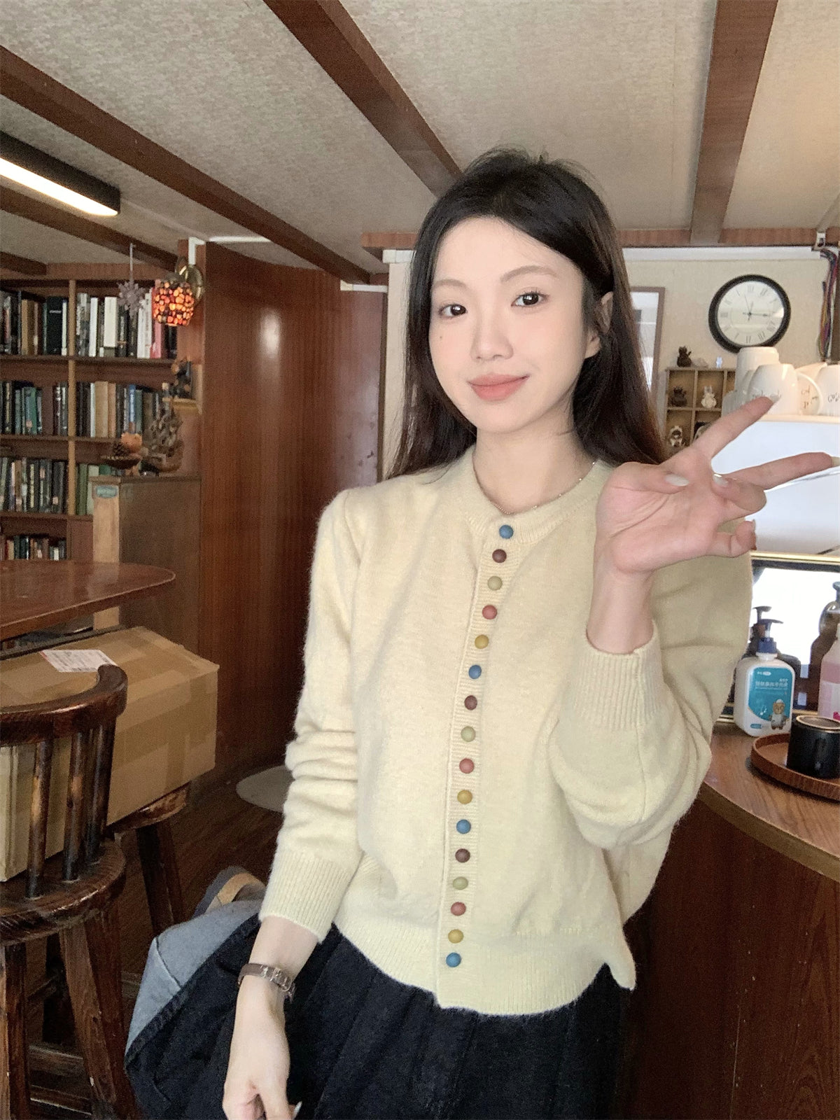 CGC3229-56B 秋冬圓領單排彩虹扣北極絨針織衫長袖毛衣外套(4色)