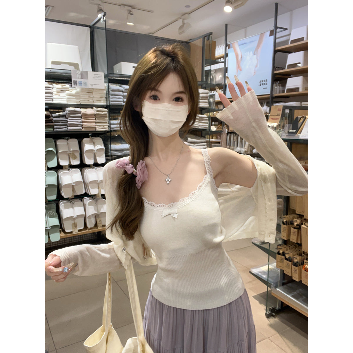 CGF26011-64B 夏季韓版甜美蝴蝶結蕾絲邊針織吊帶背心(2色)