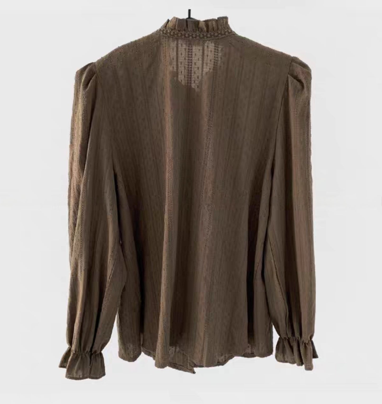 CGD6133-58B 重工刺繡蕾絲花邊寬鬆長袖襯衫(2色)