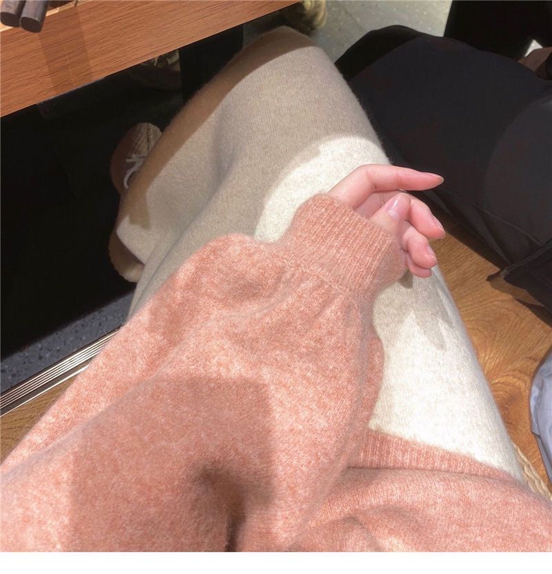 CGDM3379-6B 時尚V領毛衣浣熊絨毛衣套頭短版寬鬆慵懶燈籠袖上衣(4色)