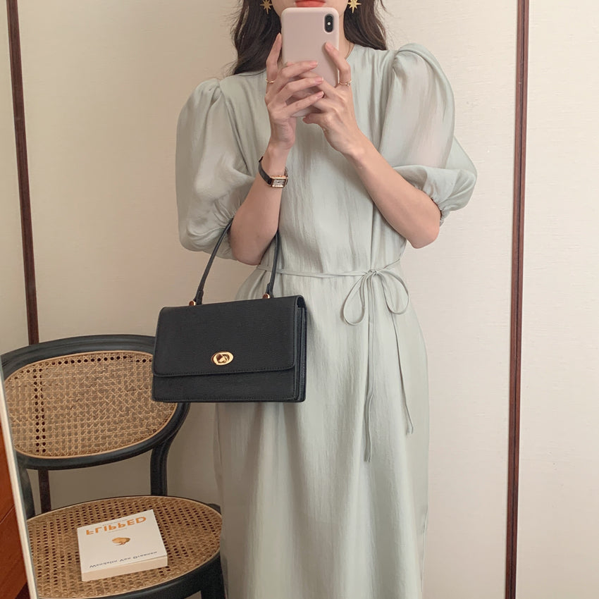 CGB1189-57B 復古泡泡袖鏤空設計系帶連衣裙(4色)