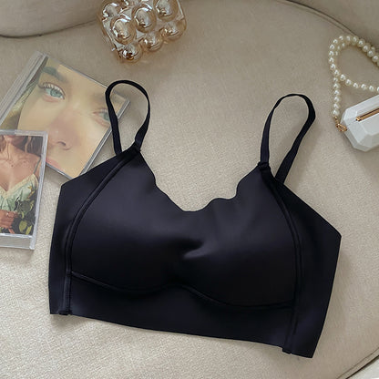 CGFB608-60B 無痕美背固定杯聚攏防外擴仿綢緞內衣(4色)