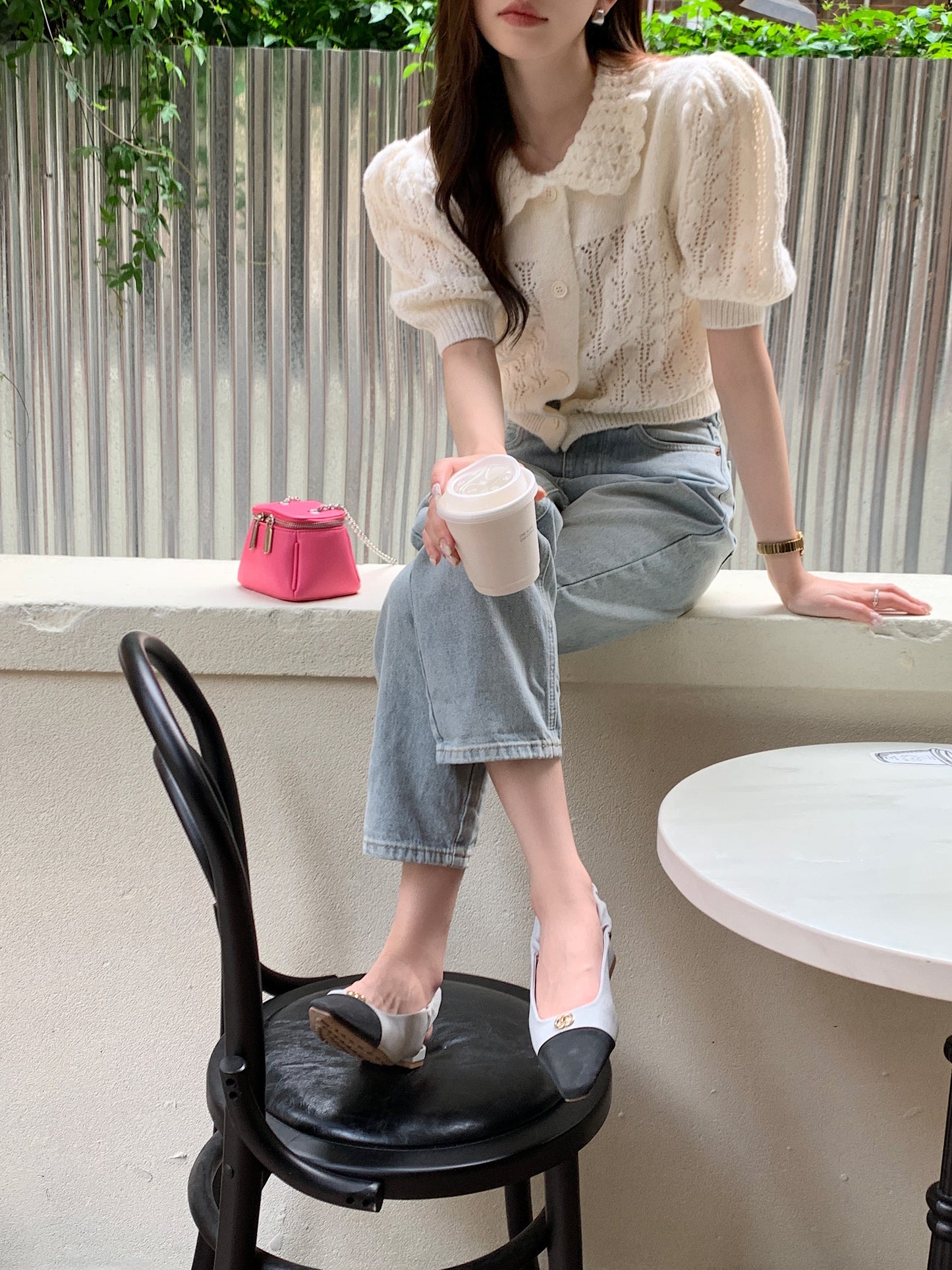 CGE889-120B 氣質百搭白色鏤空泡泡袖針織毛衣