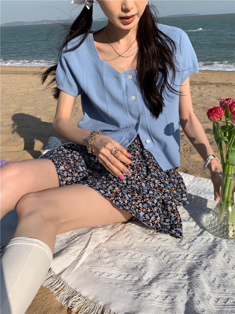 CGE5277-120B 百搭方領針織上衣+碎花小短裙套裝