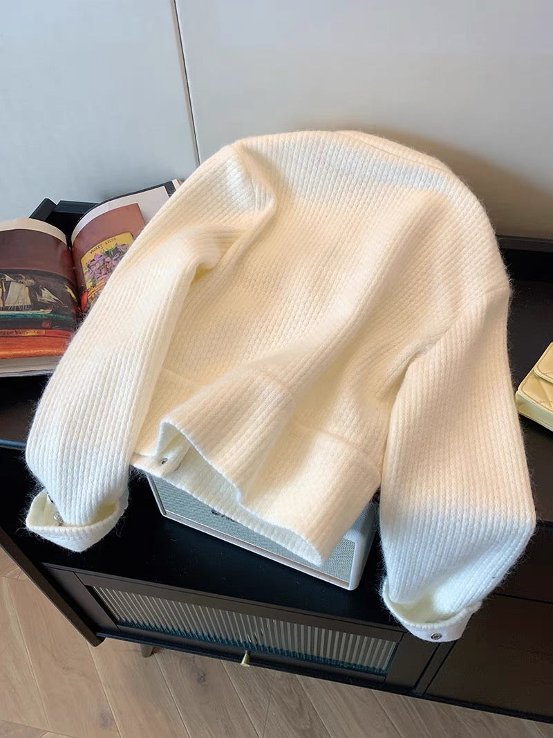 CGC7032-119B 秋冬多紐扣圓領針織外套