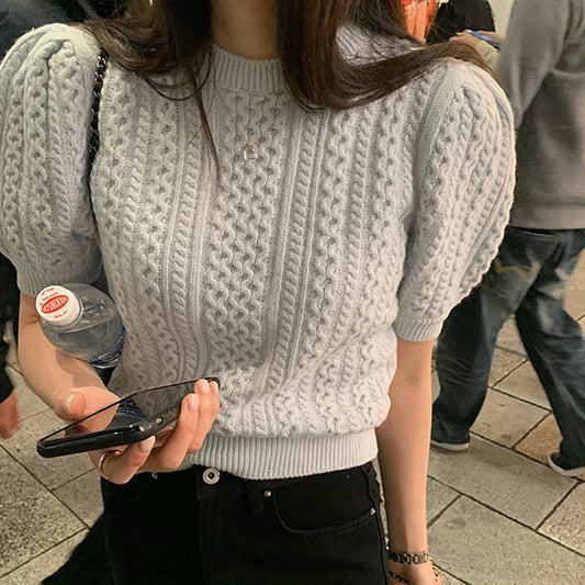 CGE23125-89B 韓版百搭高腰短款泡泡袖短袖圓領重工麻花針織衫毛衣(2色)
