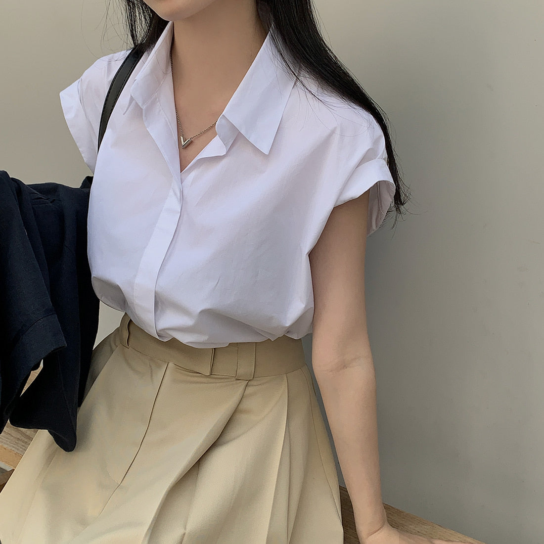 CGE3760-47B 極簡休閒經典百搭卷袖設計襯衫上衣(2色)