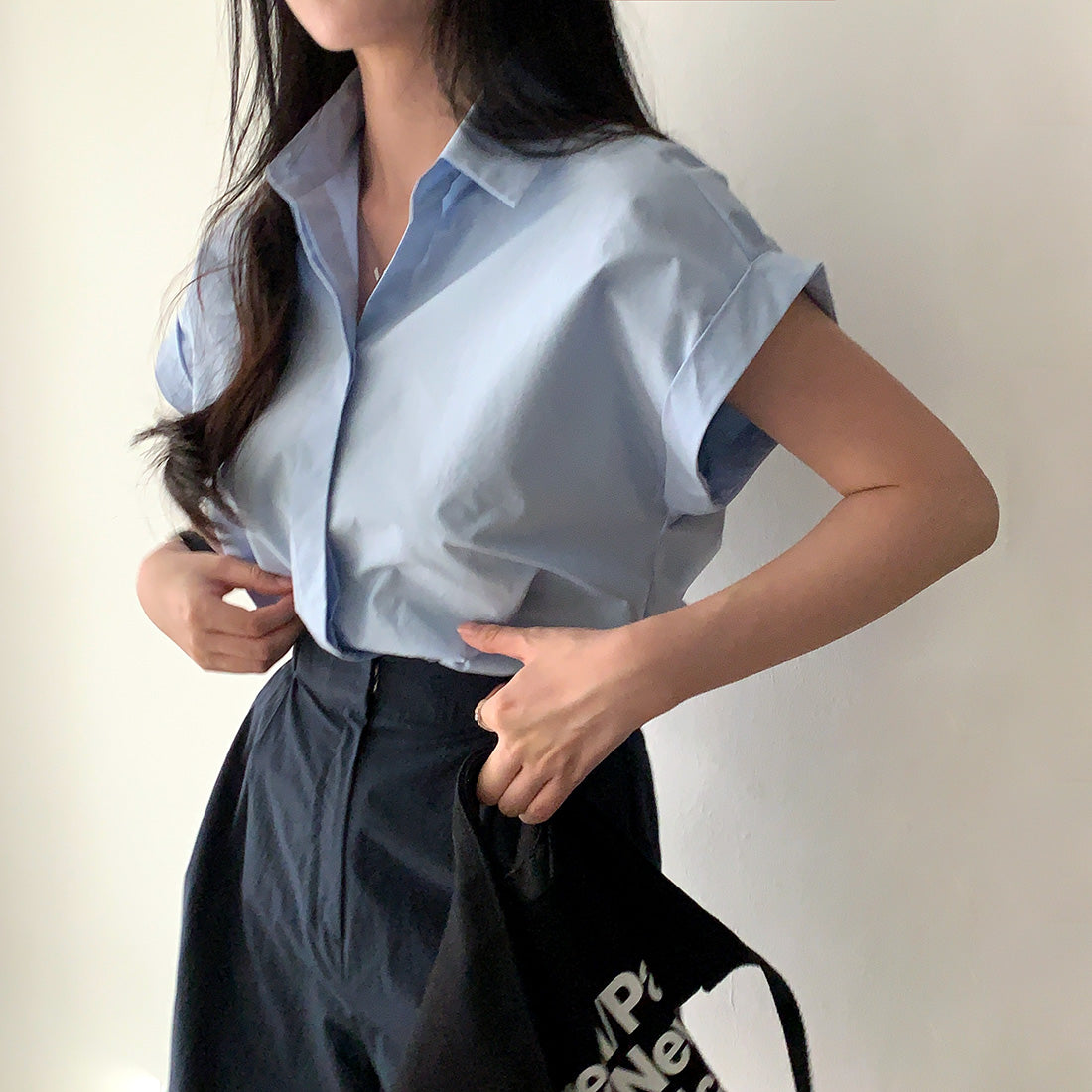 CGE3760-47B 極簡休閒經典百搭卷袖設計襯衫上衣(2色)