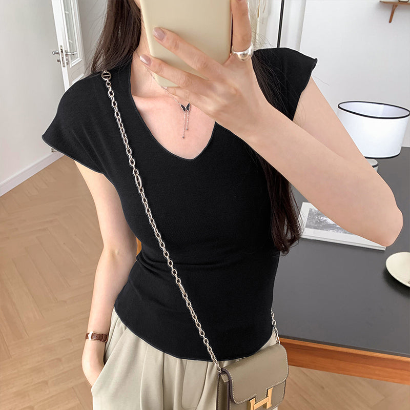 CGE240120-45B 小眾V領落肩短袖T恤(2色)