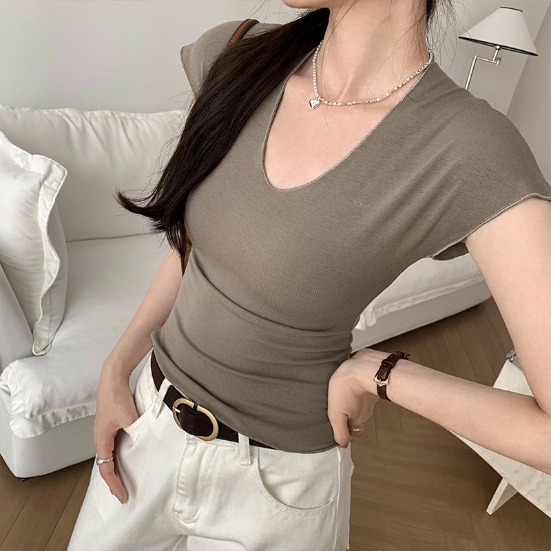 CGE240120-45B 小眾V領落肩短袖T恤(2色)