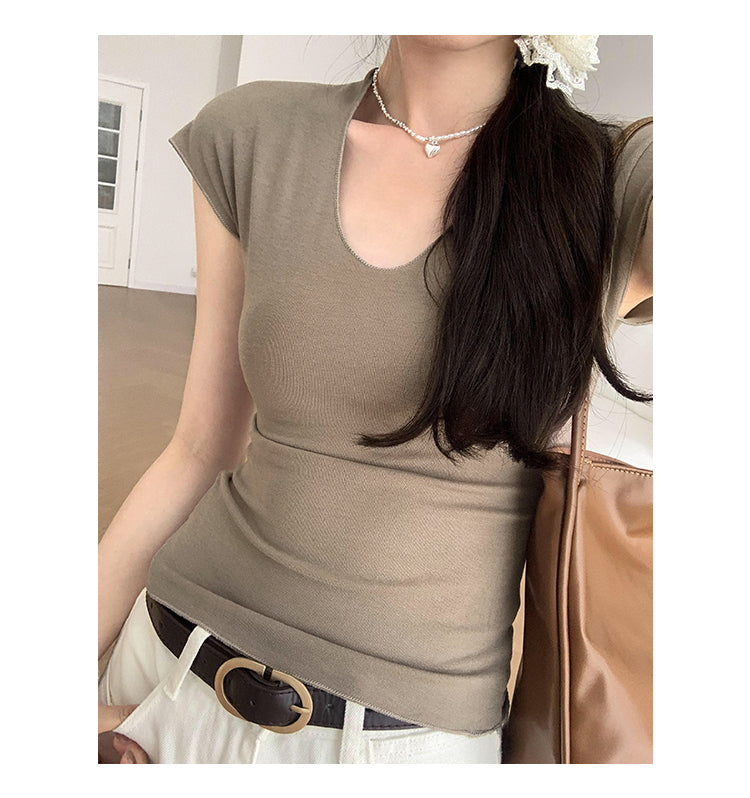 CGE240120-45B 小眾V領落肩短袖T恤(2色)
