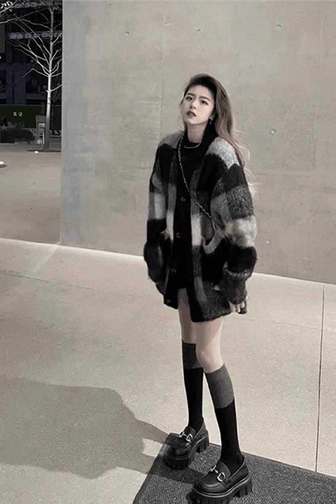 CGCNN16968-137B 軟糯秋冬寬鬆中長款針織衫