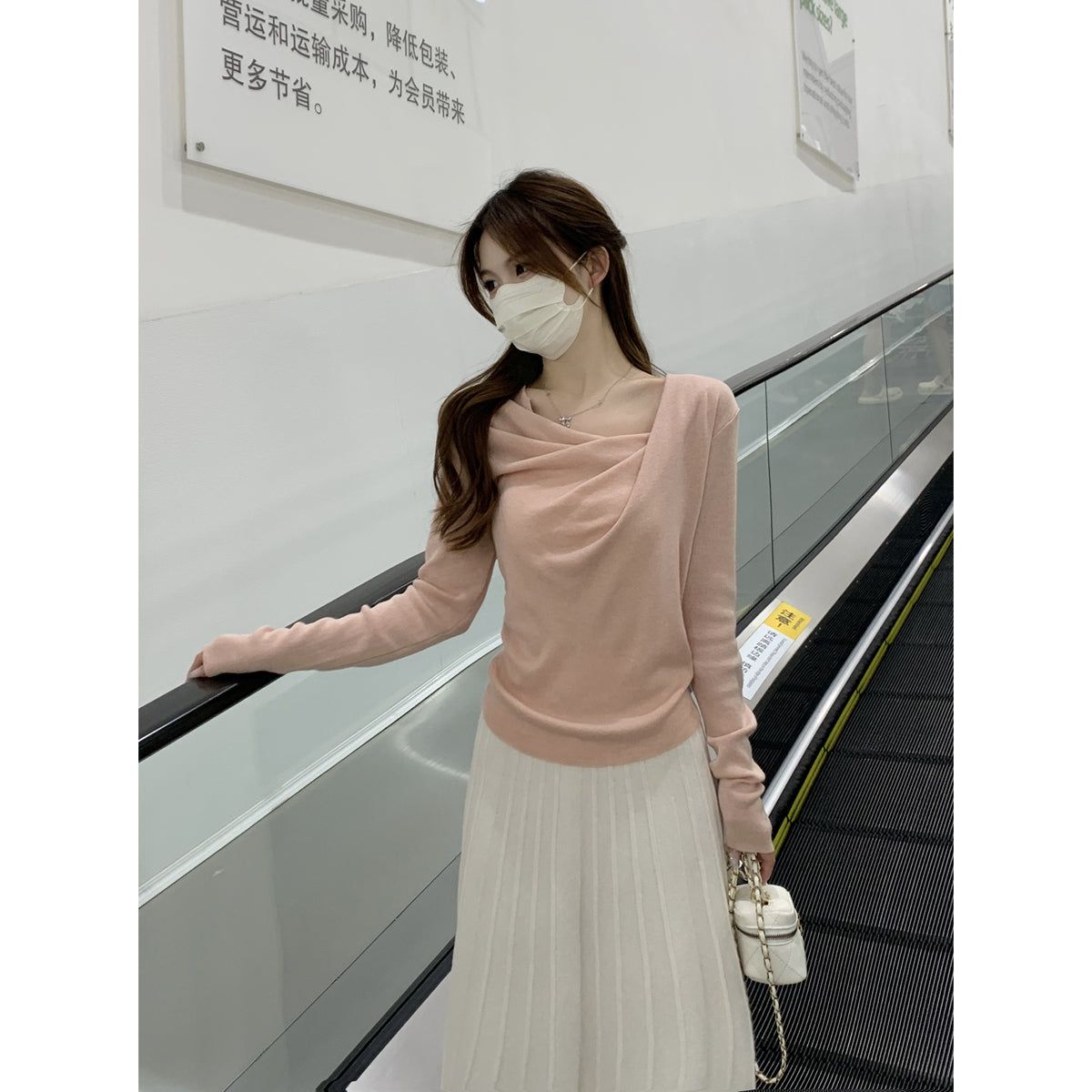 CGD20005-64B 春季蕩領修身褶皺針織衫(3色)