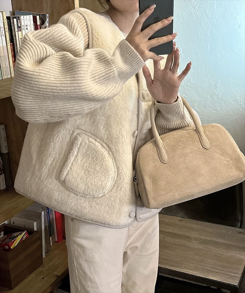 CGC13560-17B 百搭V領無袖皮毛一體雙面穿馬甲背心