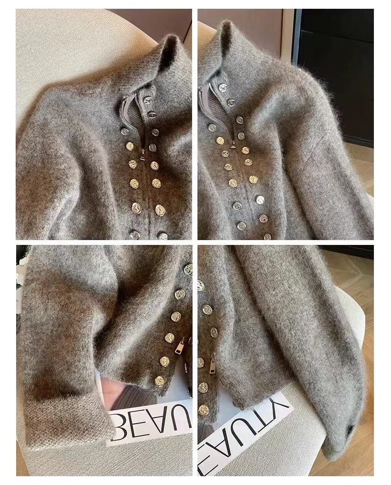 CGD61424-136B 慵懶風雙排扣立領拉鍊毛衣開衫