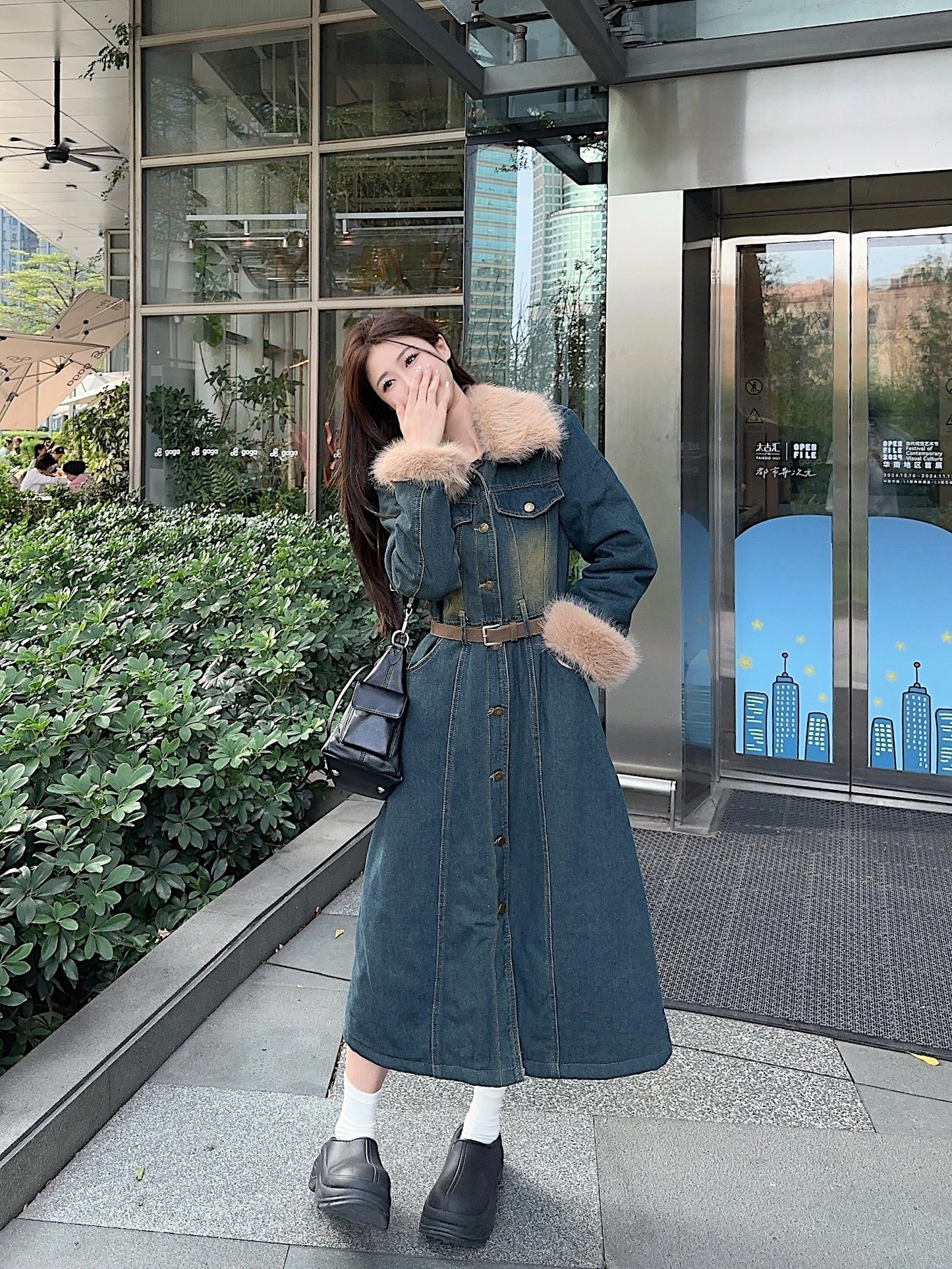 CGB11403-73B 冬季美德拉復古毛領牛仔連衣裙收腰單排扣長裙