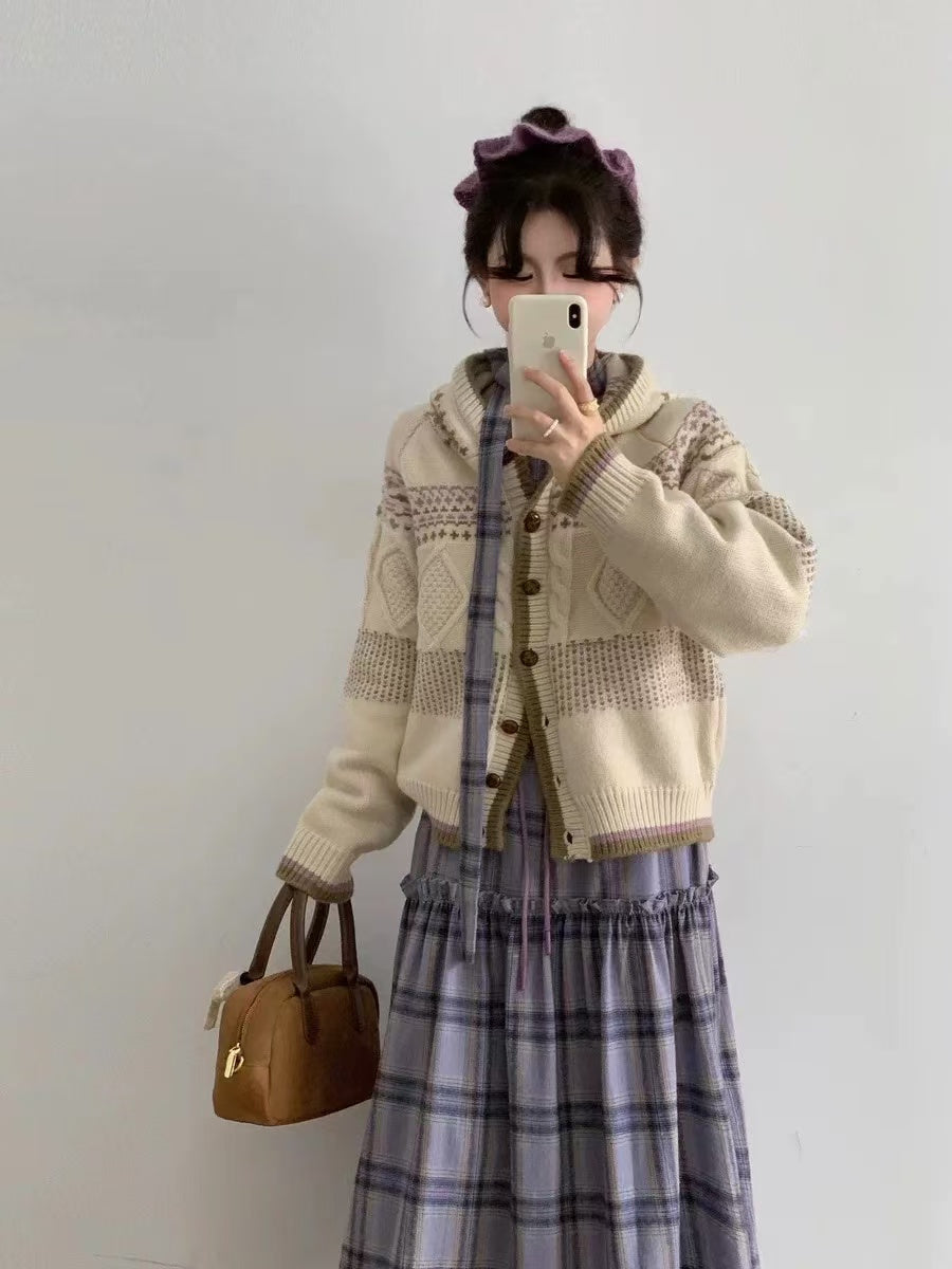 CGCXM7563-8B 鉤花設計感毛衣針織衫秋冬寬鬆長袖上衣