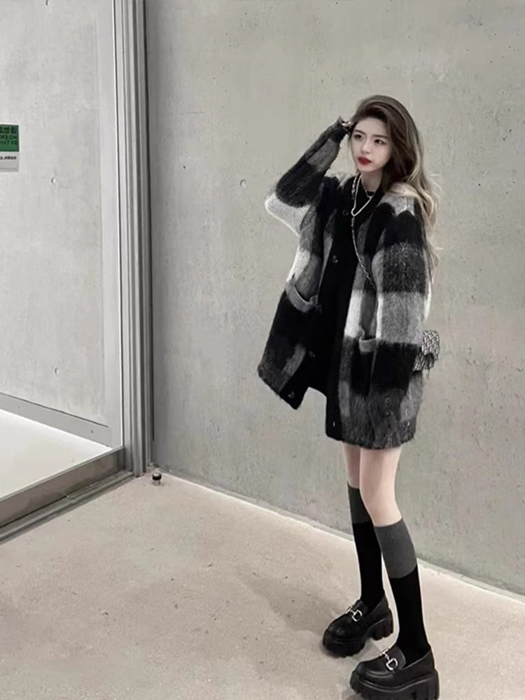 CGCNN16968-137B 軟糯秋冬寬鬆中長款針織衫