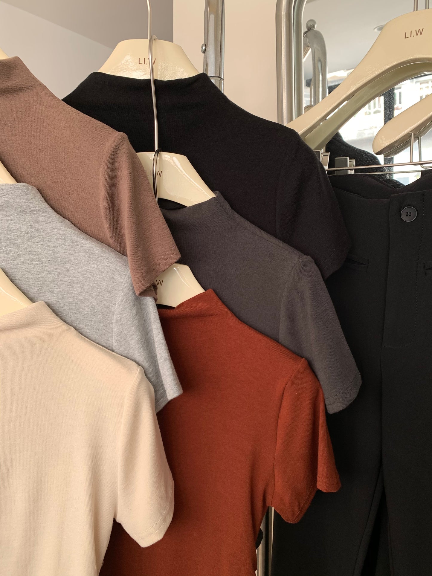 CGE5322-80B 褶皺收腰半高領短袖正肩T恤(9色)