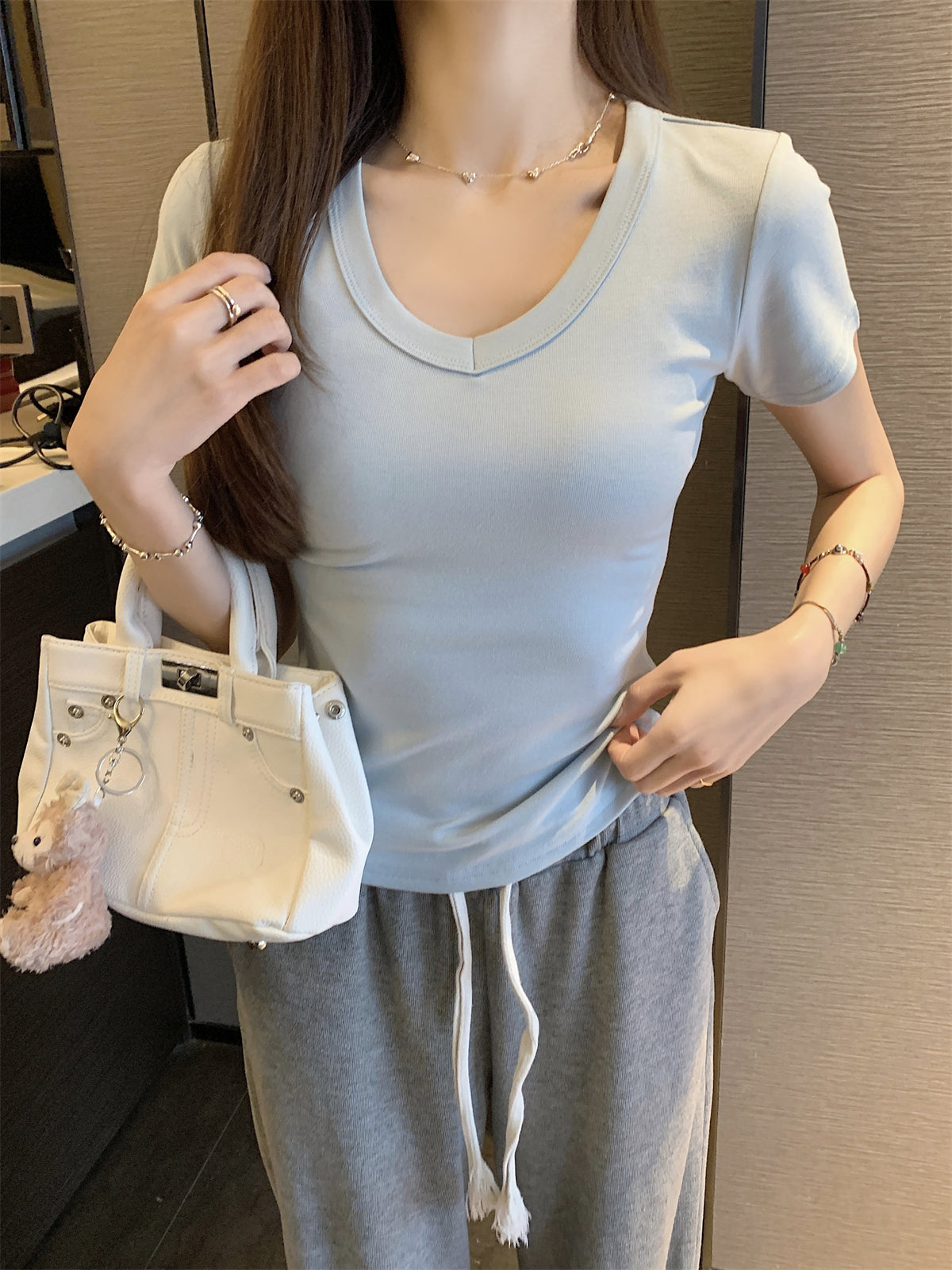 CGE16357-56B 夏季V領簡約百搭短袖T恤上衣(5色)