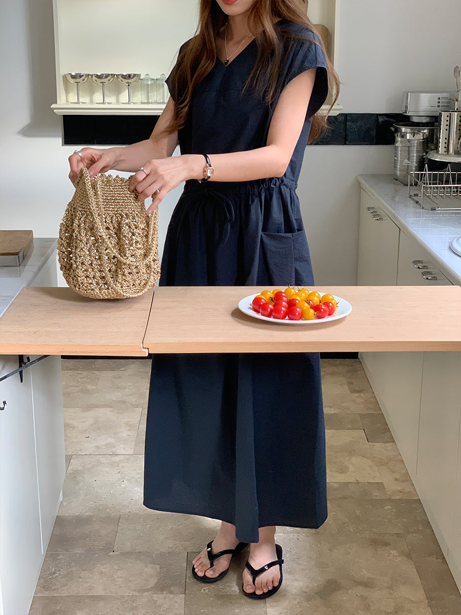 CGB0658-36H 休閒簡約系帶收腰純色V領寬鬆大口袋連衣裙