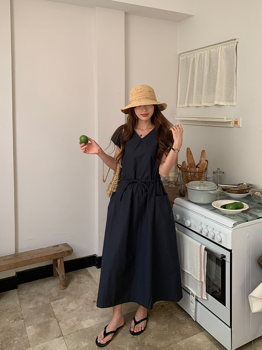 CGB0658-36H 休閒簡約系帶收腰純色V領寬鬆大口袋連衣裙