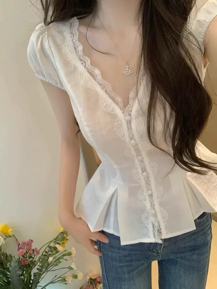 CGE91147-36H 蕾絲拼接V領鏤空夏季上衣
