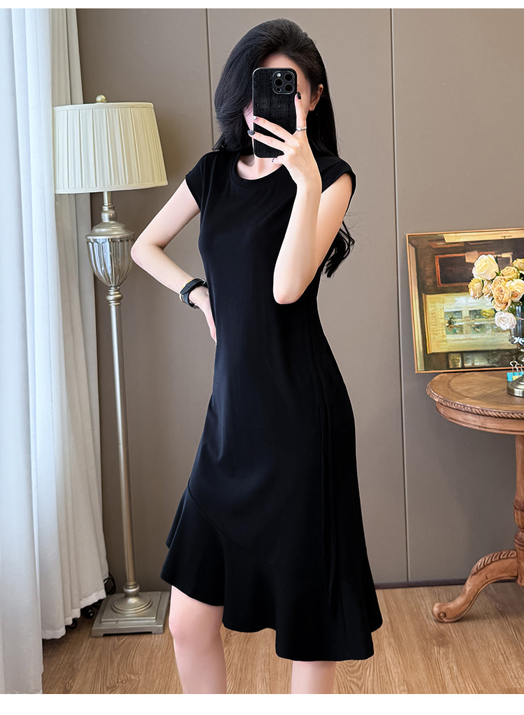 📺︎︎ CGB3652-121B 抽繩魚尾不規則中長款連衣裙