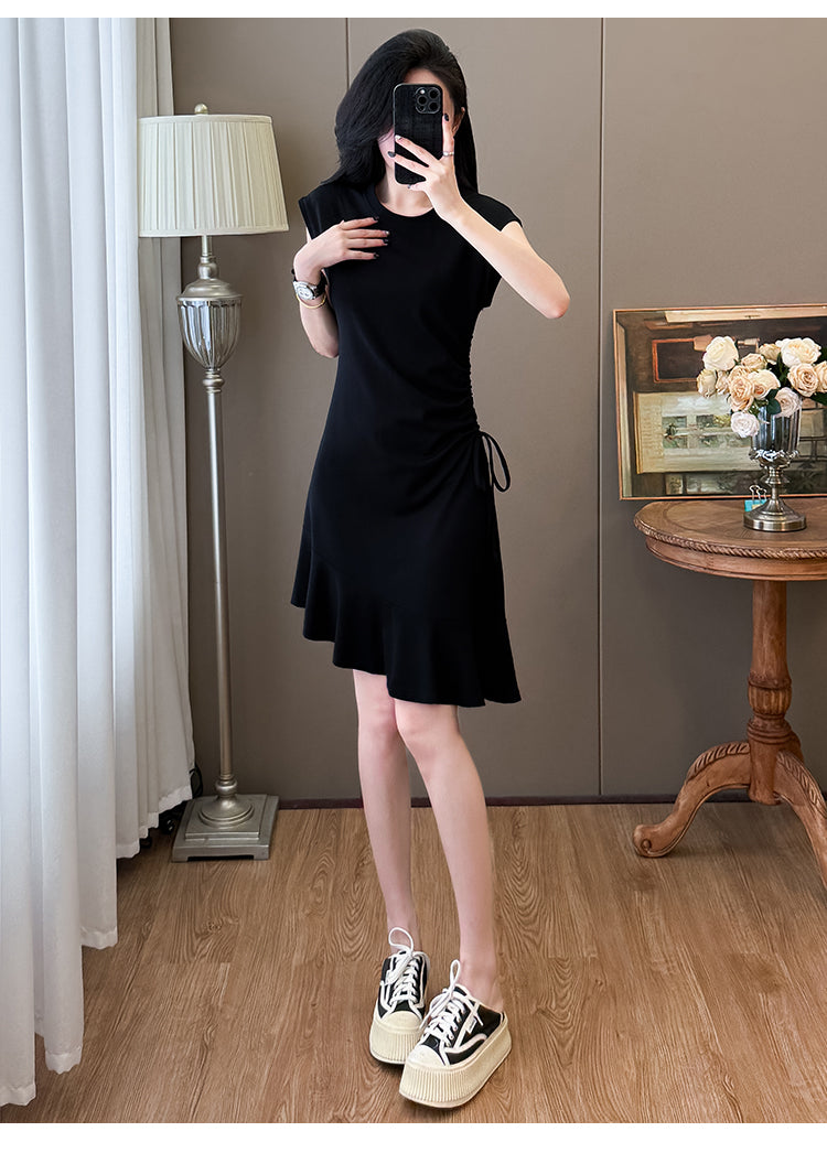 📺︎︎ CGB3652-121B 抽繩魚尾不規則中長款連衣裙