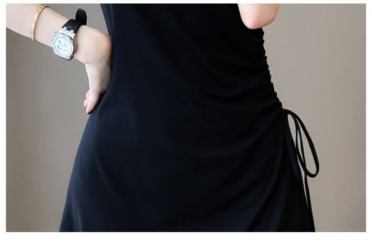 📺︎︎ CGB3652-121B 抽繩魚尾不規則中長款連衣裙