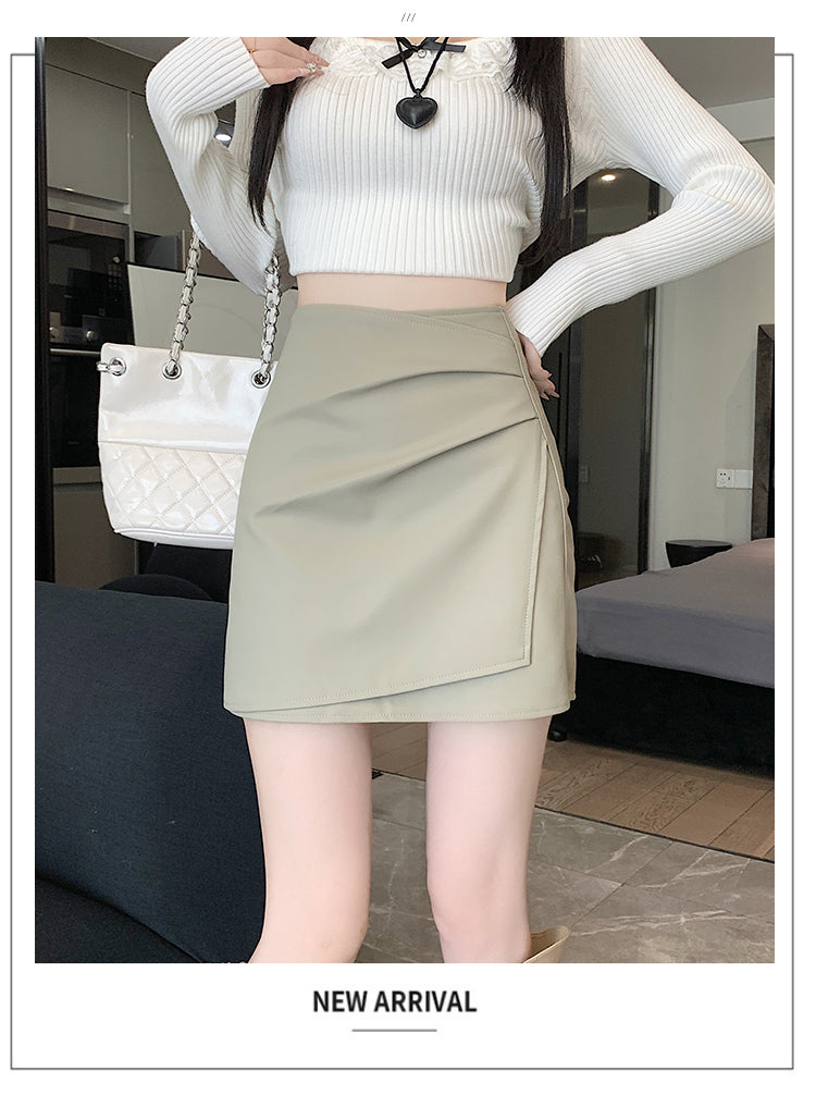 📺︎︎ CGS1134-58B 秋高腰褶皺柔軟皮不規則包臀PU皮A字半身裙短裙(3色)