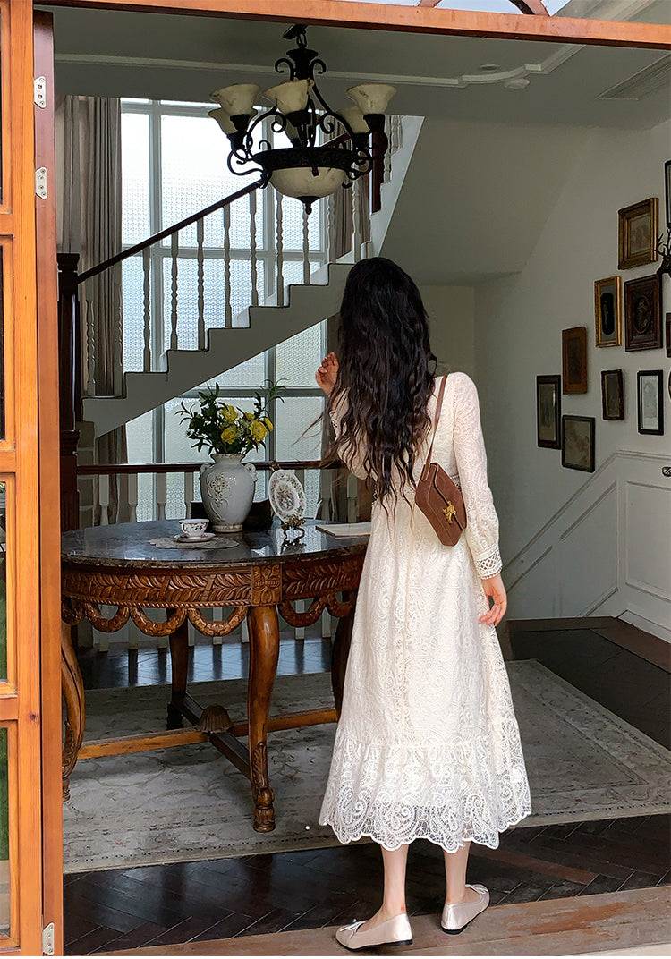 📺︎︎ CGB7139-70B 春秋裝圓領長袖水溶花收腰顯瘦蕾絲連衣裙