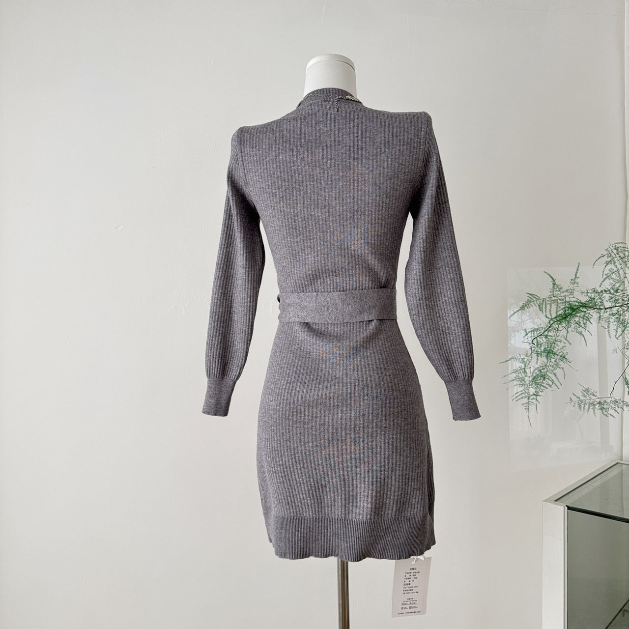 📺︎︎ CGB9493-71B 金扣腰帶長袖圓領針織裙百搭修身毛衣連衣裙(2色)