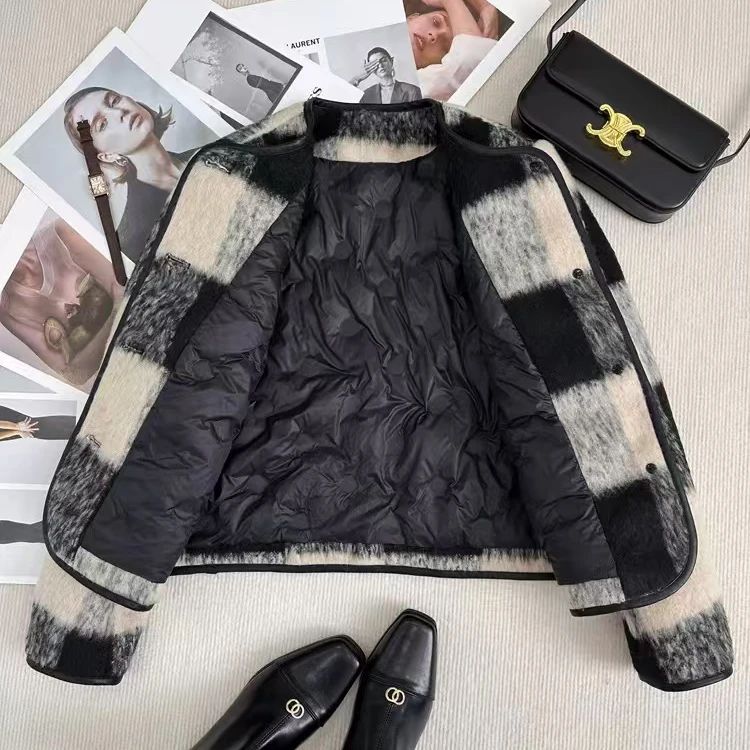 CGC2459HS-27B 內裡充絨加厚短款小香風外套