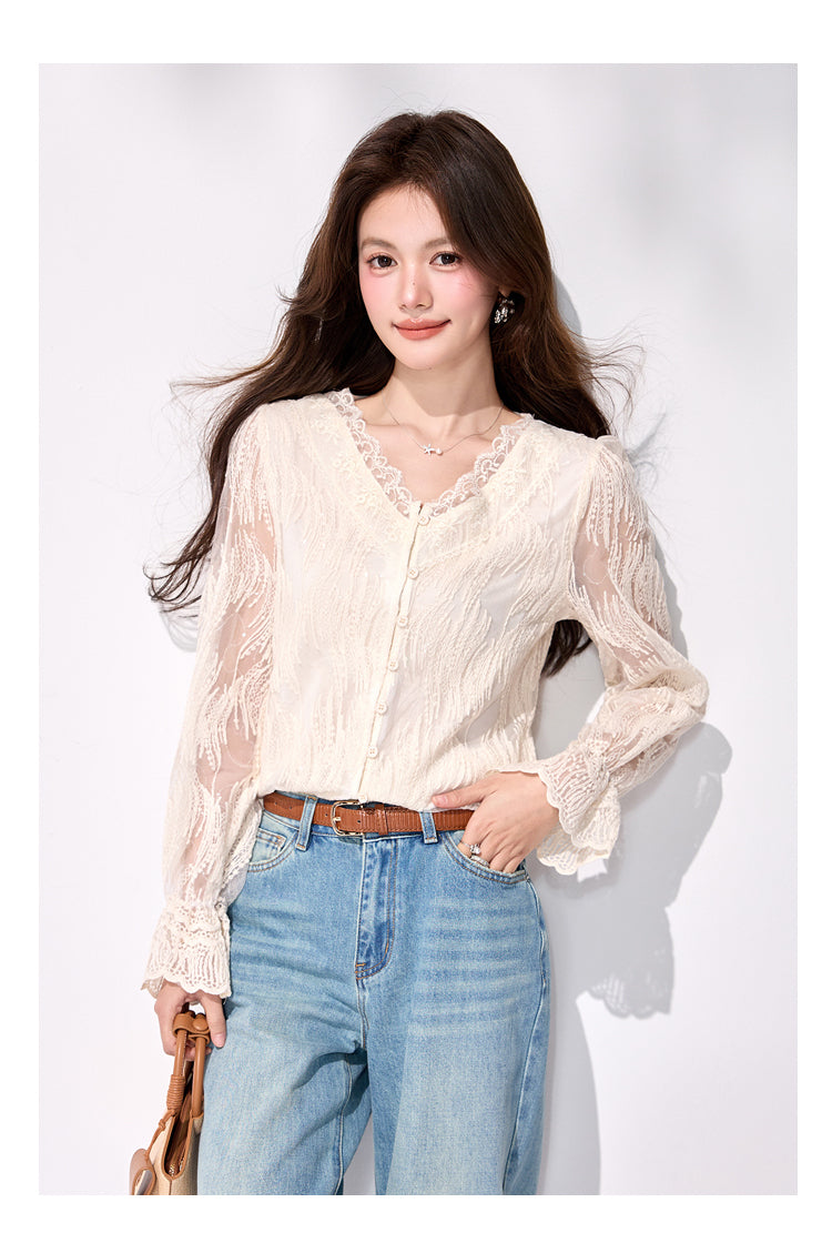 CGD12641-4B 春季蕾絲衫刺繡V領長袖襯衫