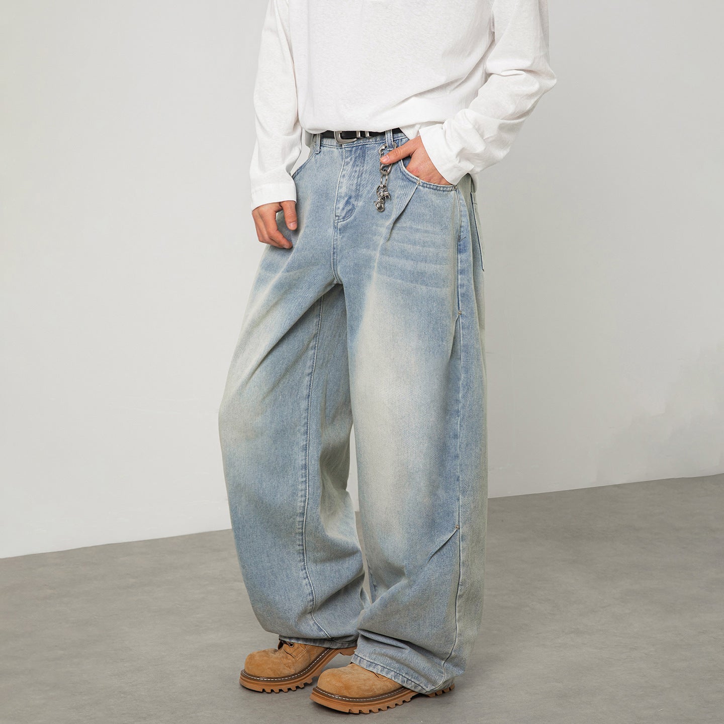 CBAON2624-8H 春秋側縫打褶水洗做舊直筒百搭寬鬆牛仔褲