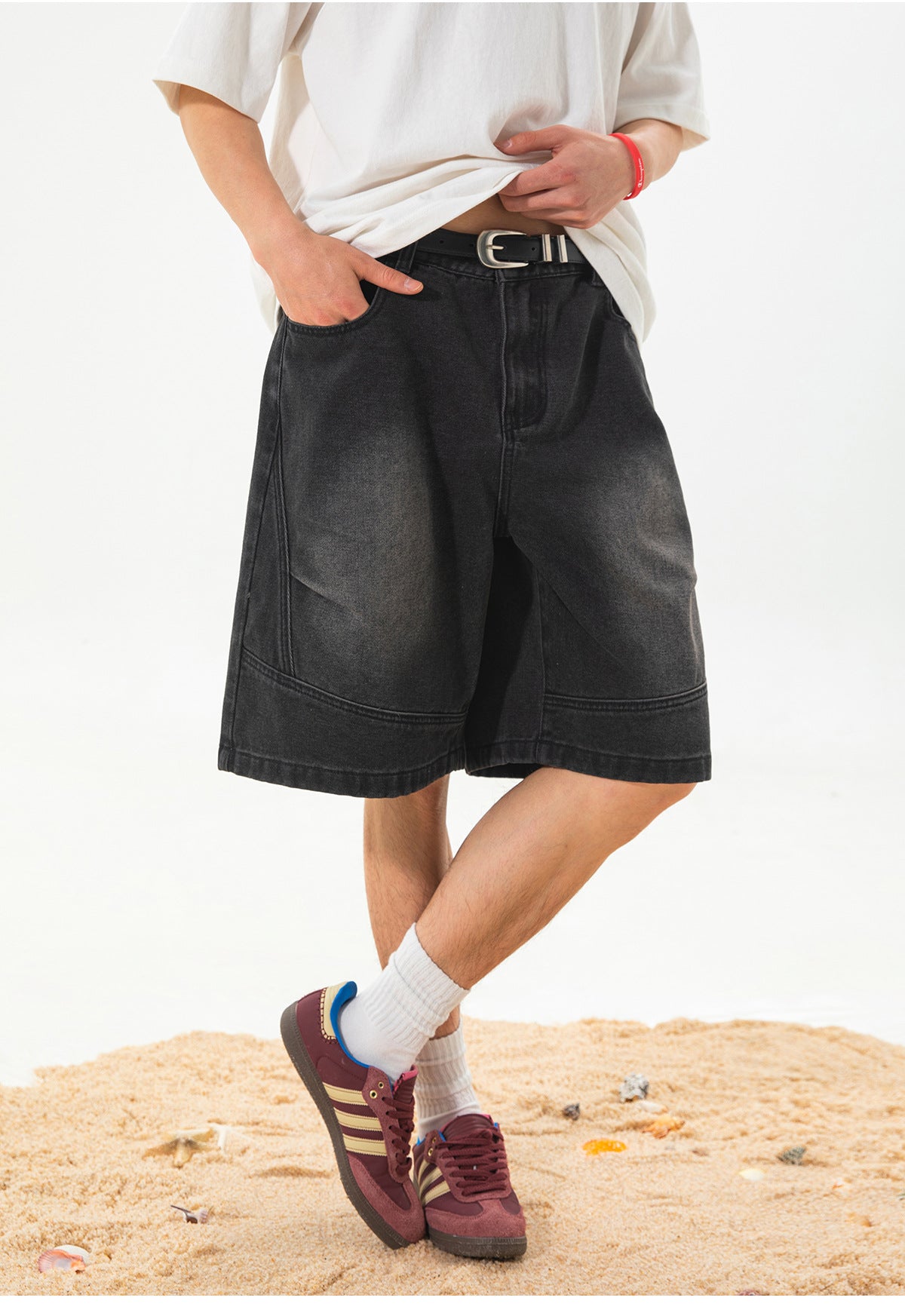 CBSON2607-8H 夏款分割打褶寬鬆復古水洗牛仔短褲(3色)