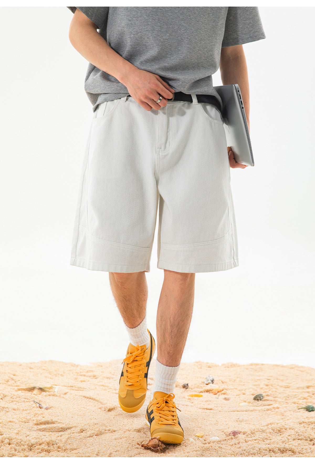 CBSON2607-8H 夏款分割打褶寬鬆復古水洗牛仔短褲(3色)