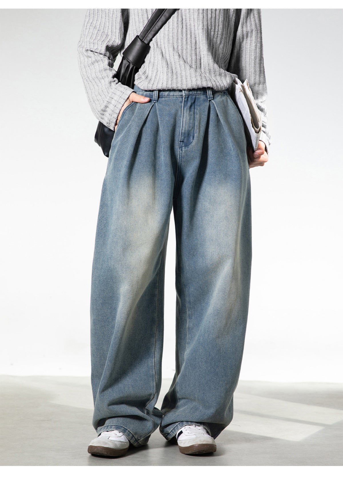 CBAON2530-8H 分叉式打褶水洗做舊春秋季復古寬鬆牛仔直筒褲(2色)